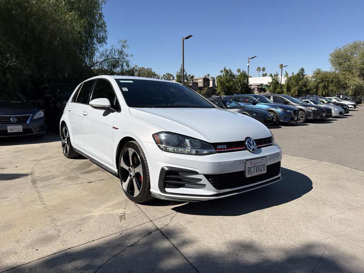2018 Volkswagen Golf GTI S