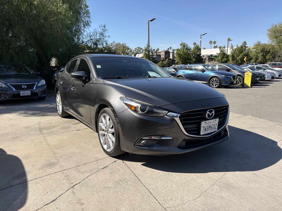 2017 Mazda Mazda3 5-Door Grand Touring