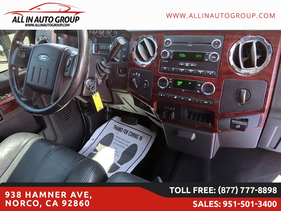 2009 Ford F-250 Lariat photo 22