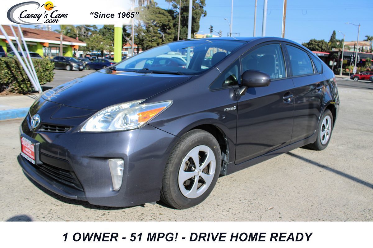 2014 Toyota Prius Two