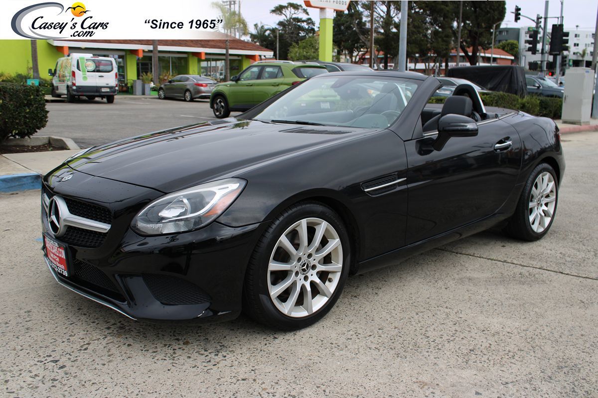 2019 Mercedes-Benz SLC 300 Roadster