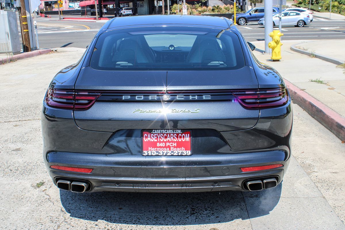 2019 Porsche Panamera Turbo S E-Hybrid photo 4