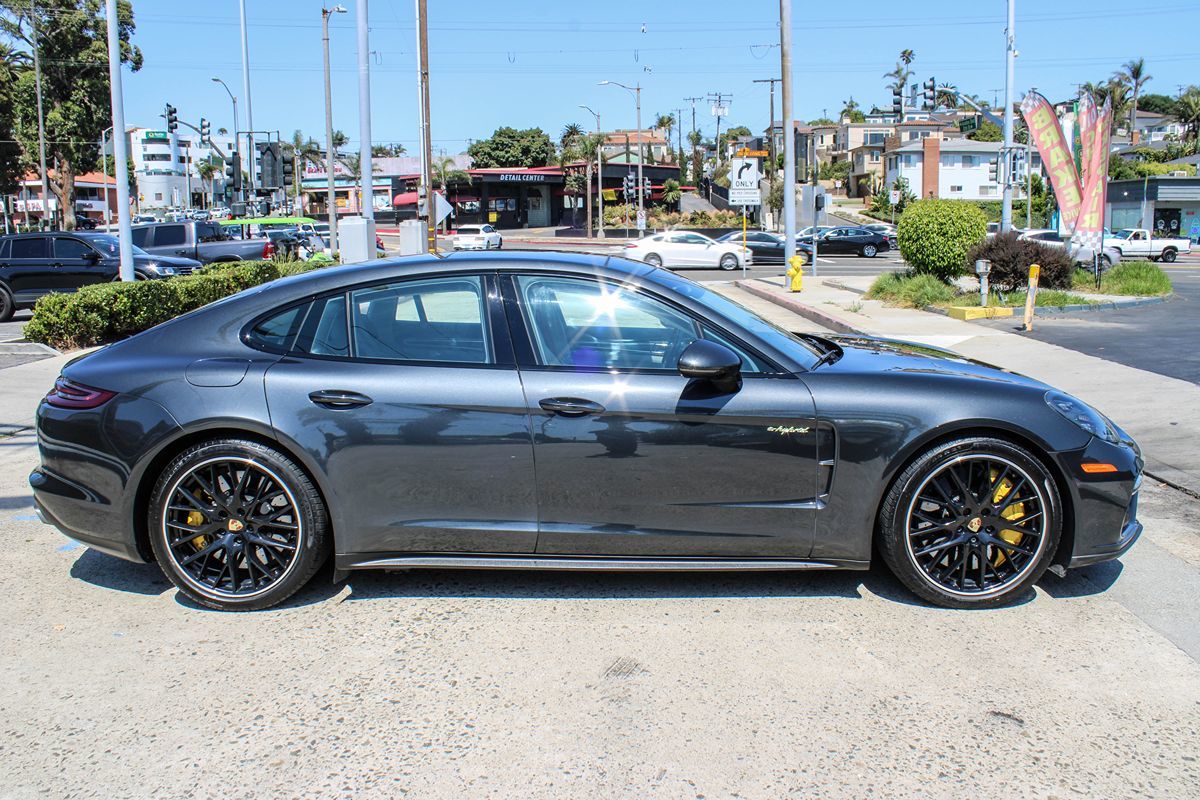 2019 Porsche Panamera Turbo S E-Hybrid photo 7