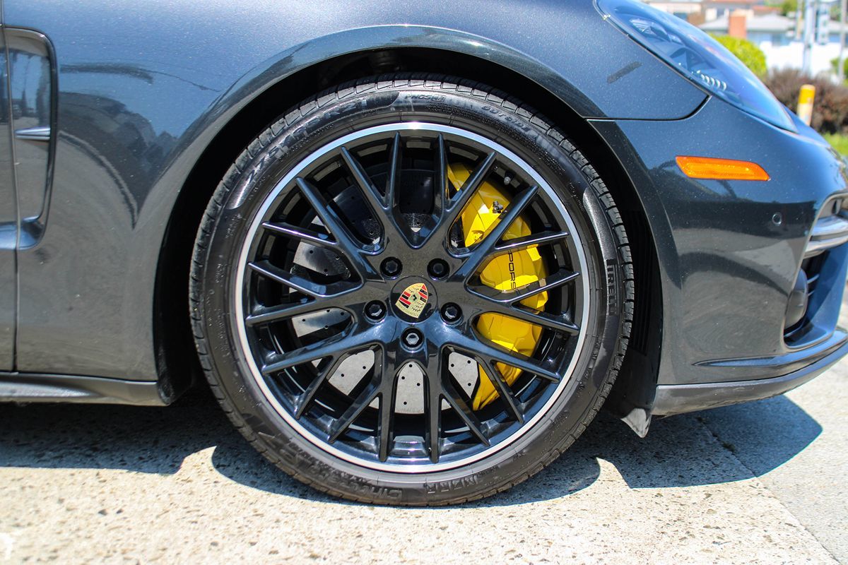 2019 Porsche Panamera Turbo S E-Hybrid photo 11