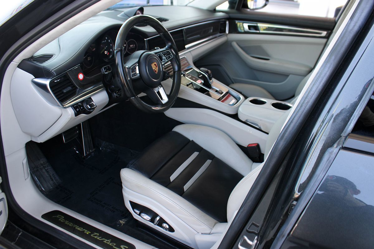 2019 Porsche Panamera Turbo S E-Hybrid photo 14