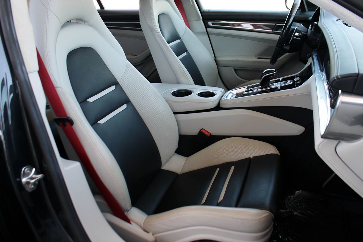 2019 Porsche Panamera Turbo S E-Hybrid photo 22