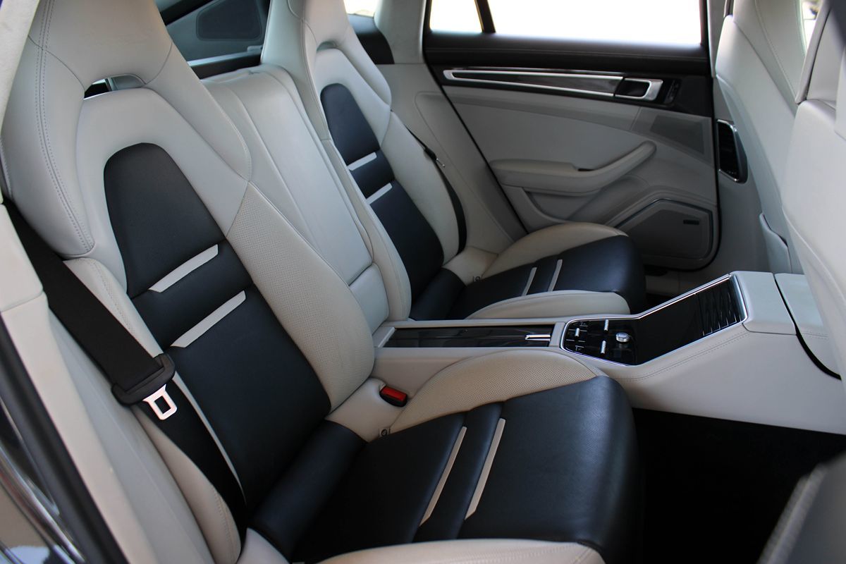 2019 Porsche Panamera Turbo S E-Hybrid photo 25