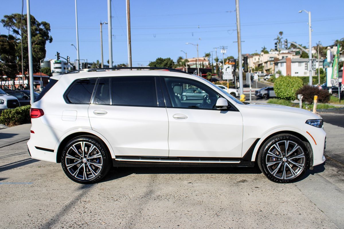 2022 Bmw X7 M50i photo 7