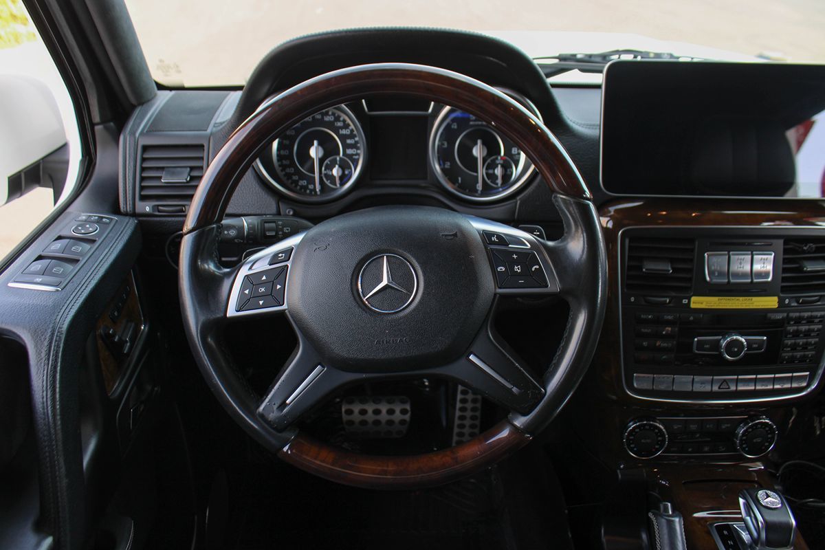 2015 Mercedes Benz G 63 AMG photo 27