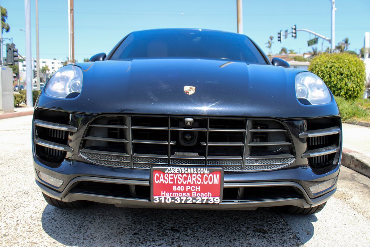 2016 Porsche Macan Turbo photo 7
