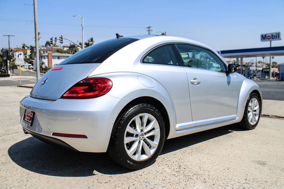 2014 Volkswagen Beetle TDI photo 4