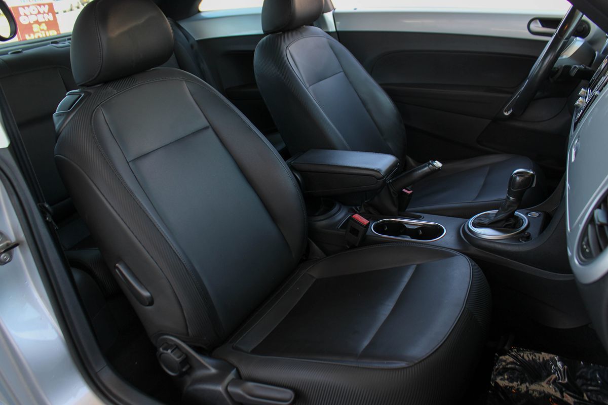 2014 Volkswagen Beetle TDI photo 18