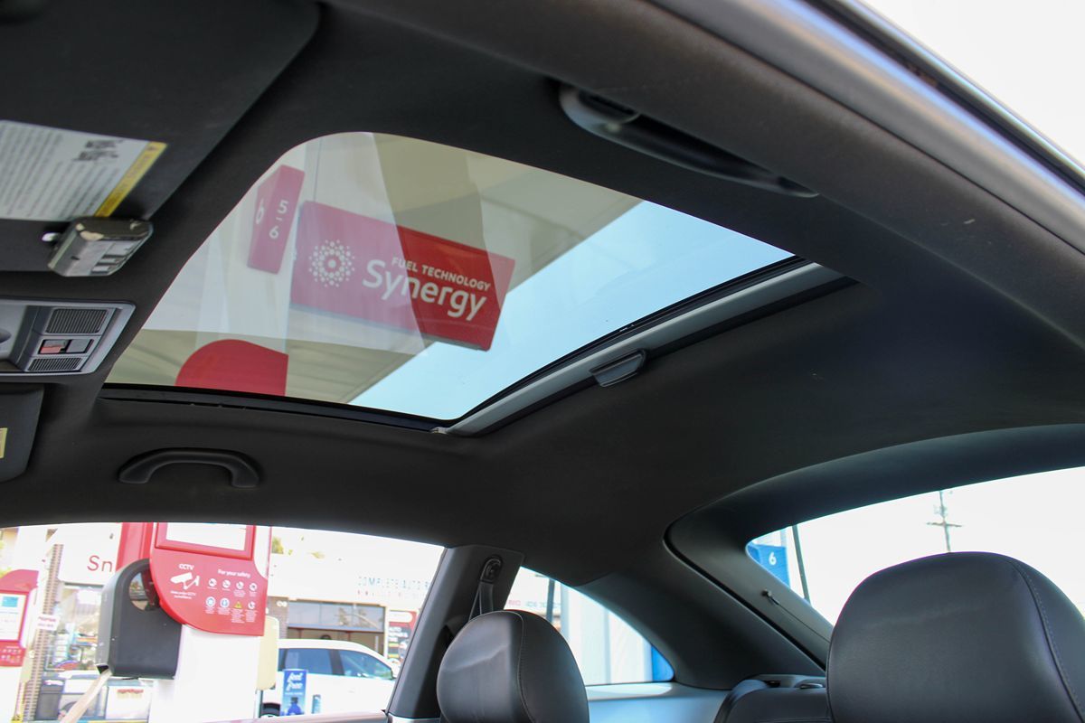 2014 Volkswagen Beetle TDI photo 21