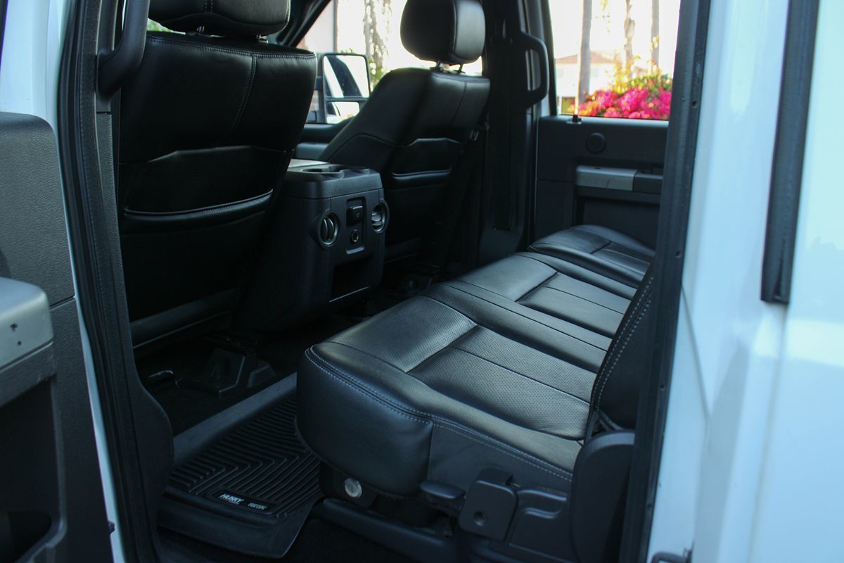 2015 Ford F-250 Lariat photo 17