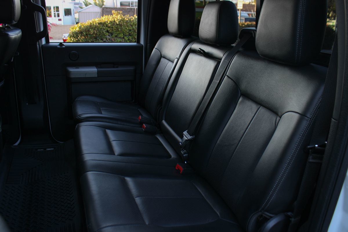 2015 Ford F-250 Lariat photo 19