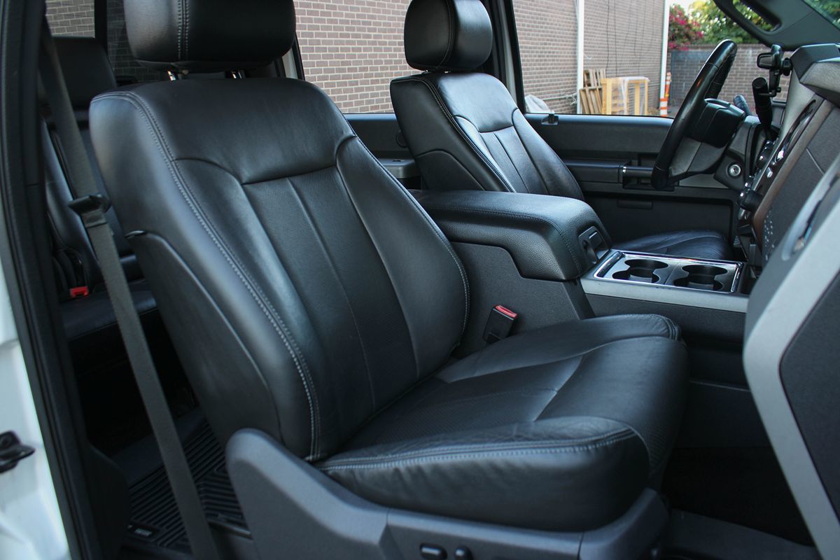 2015 Ford F-250 Lariat photo 22