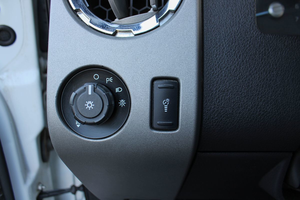 2015 Ford F-250 Lariat photo 44