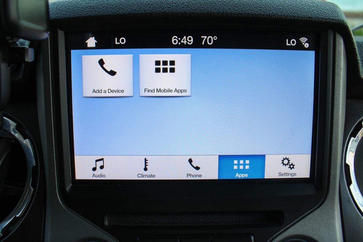 2015 Ford F-250 Lariat photo 29