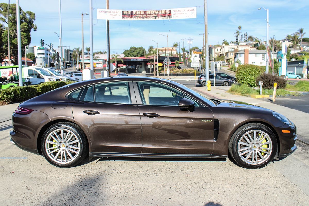 2018 Porsche Panamera 4 E-Hybrid photo 7