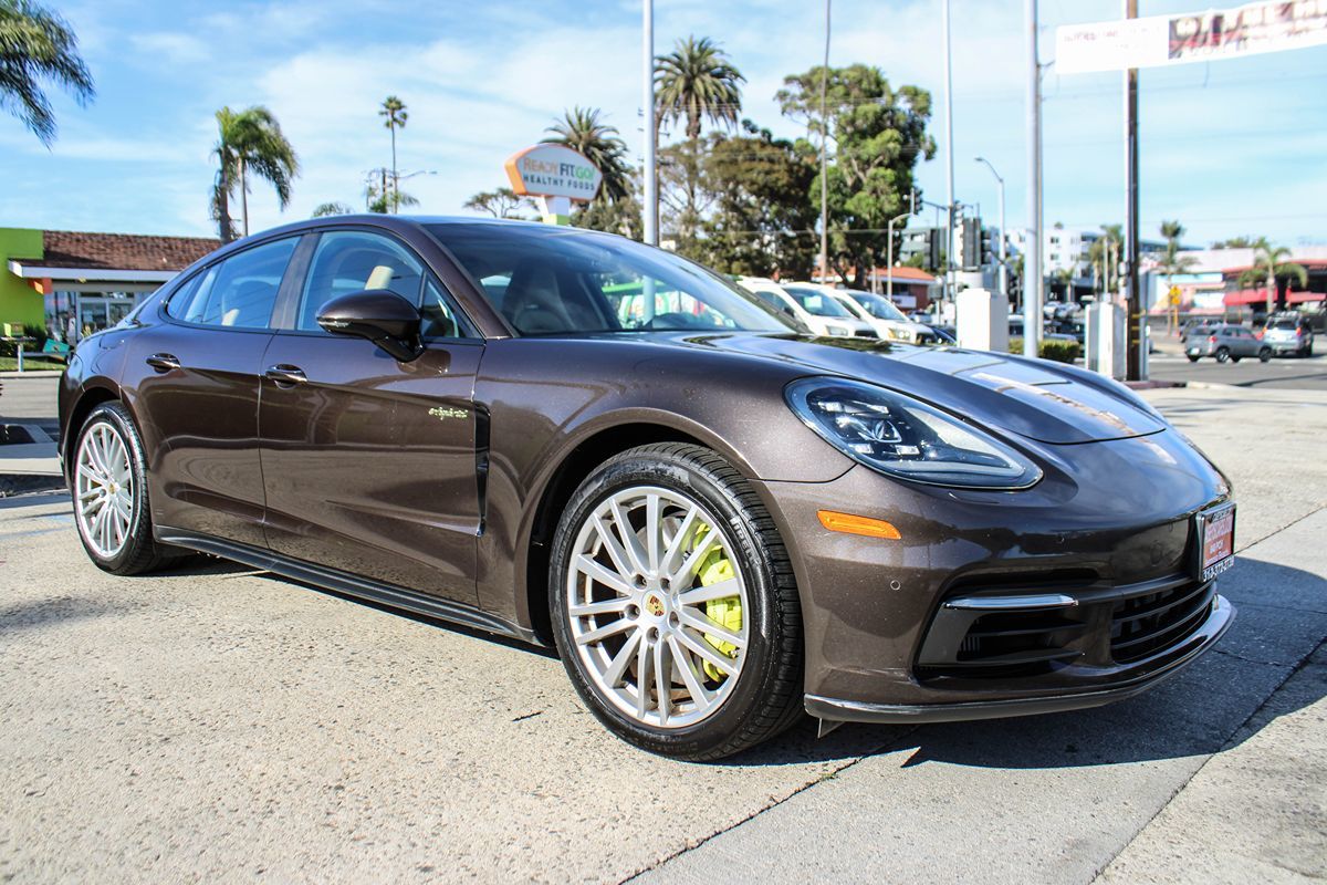 2018 Porsche Panamera 4 E-Hybrid photo 8
