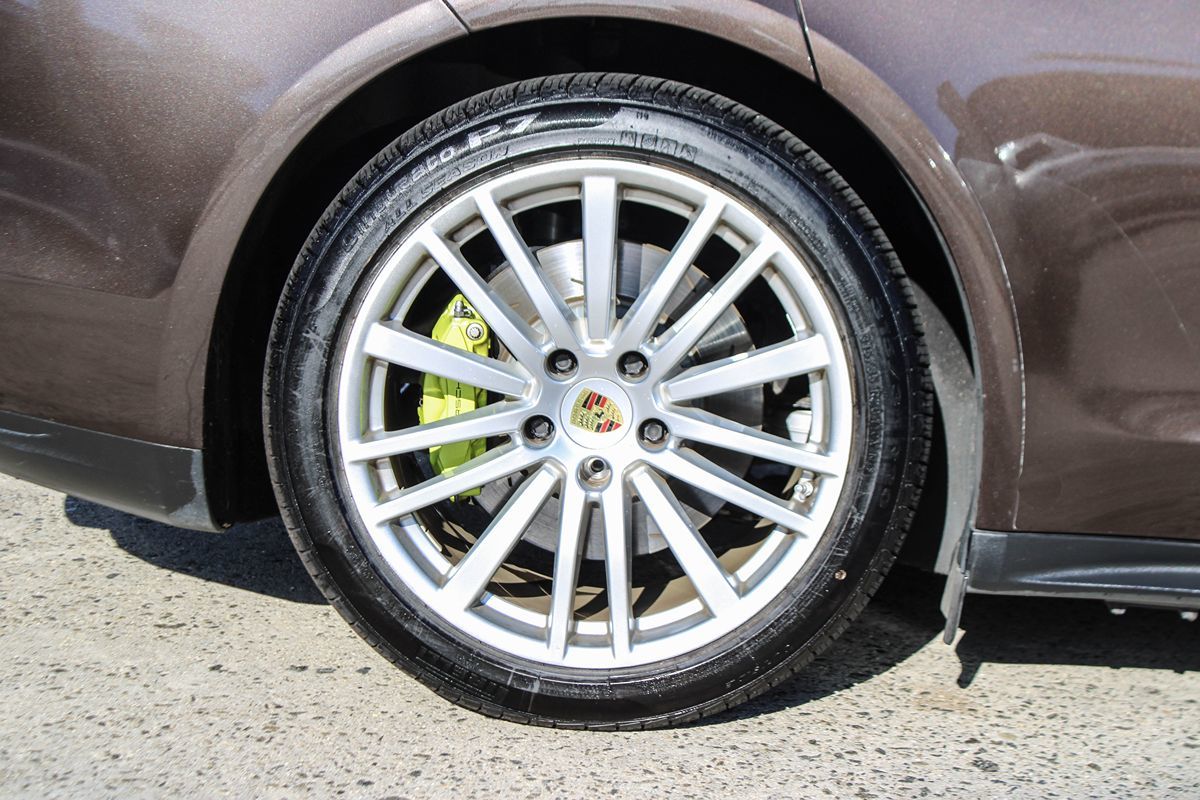 2018 Porsche Panamera 4 E-Hybrid photo 43