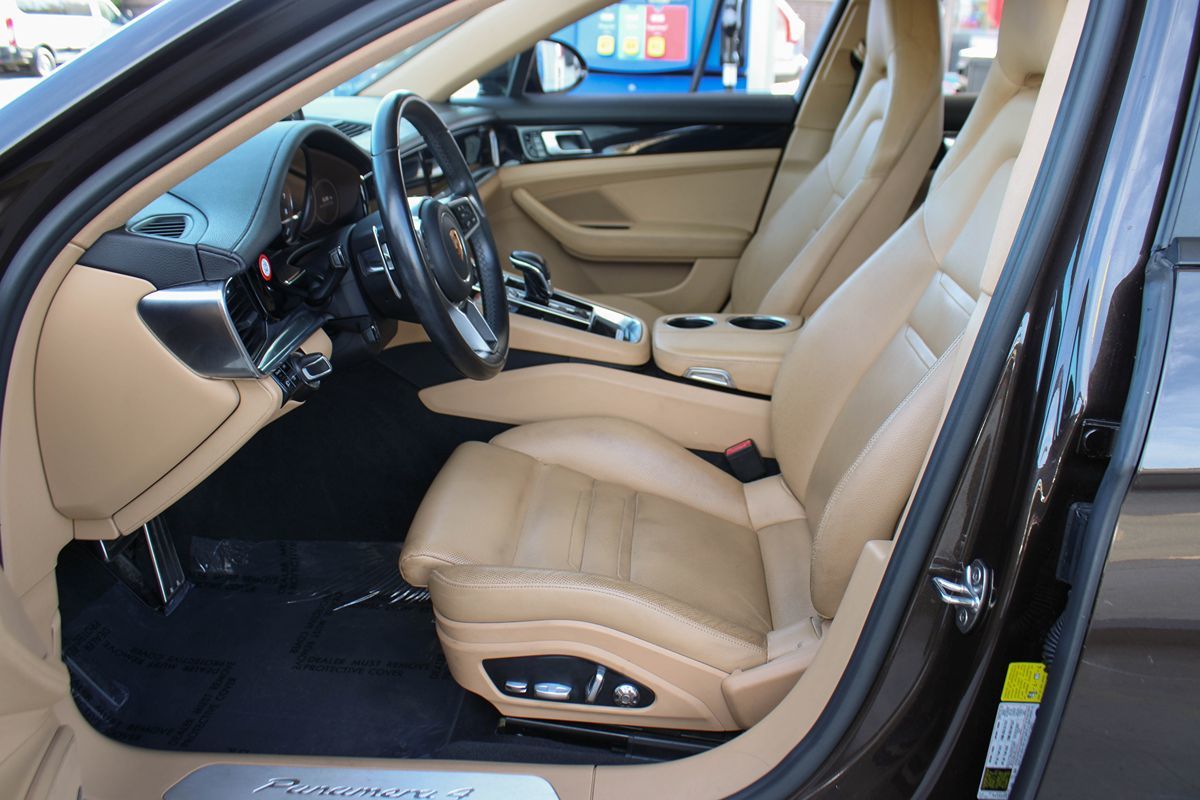 2018 Porsche Panamera 4 E-Hybrid photo 14