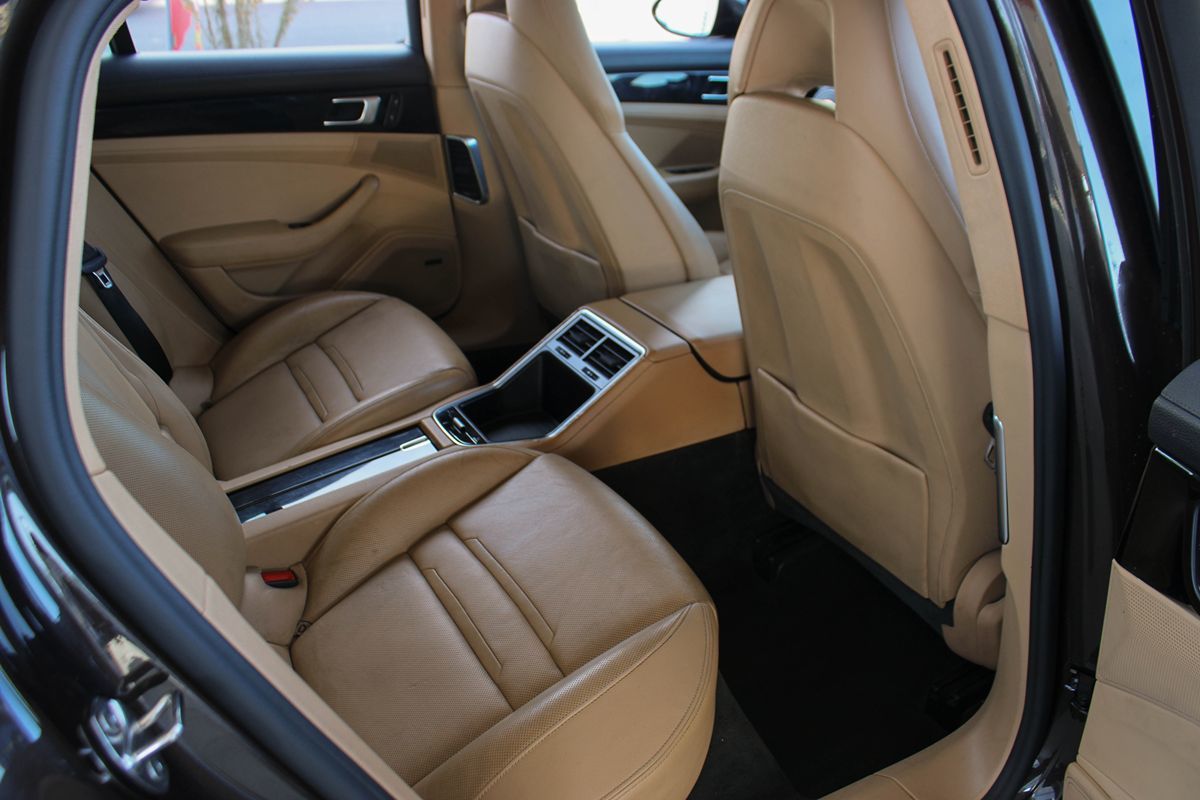 2018 Porsche Panamera 4 E-Hybrid photo 19