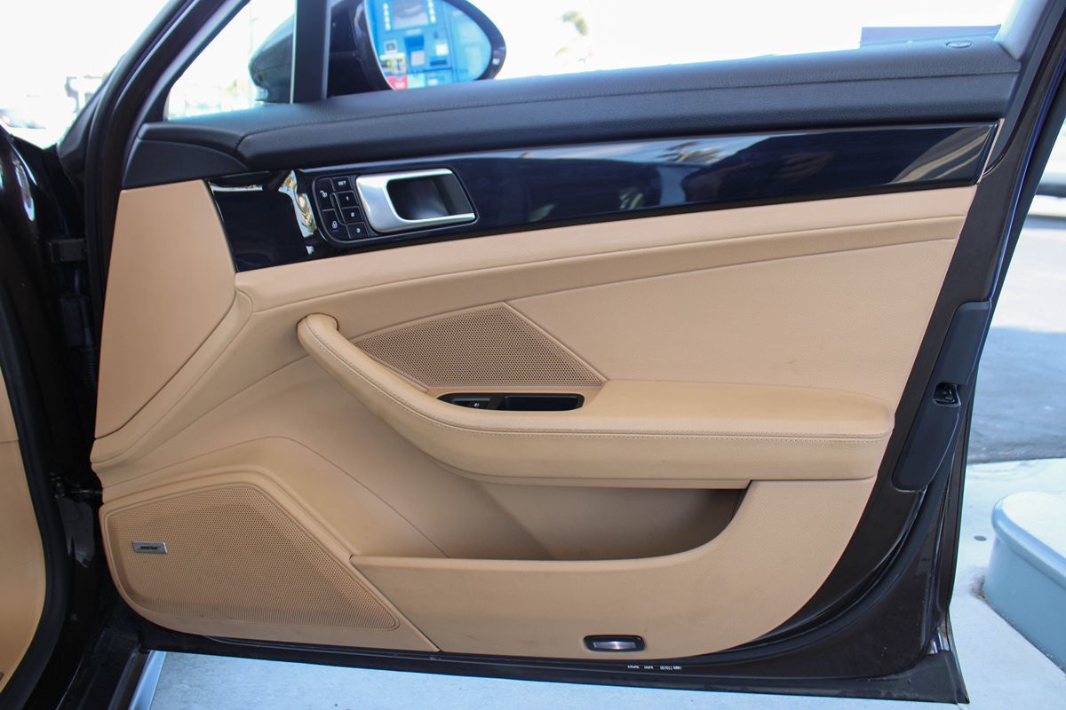 2018 Porsche Panamera 4 E-Hybrid photo 48