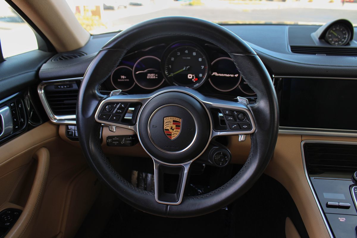 2018 Porsche Panamera 4 E-Hybrid photo 25