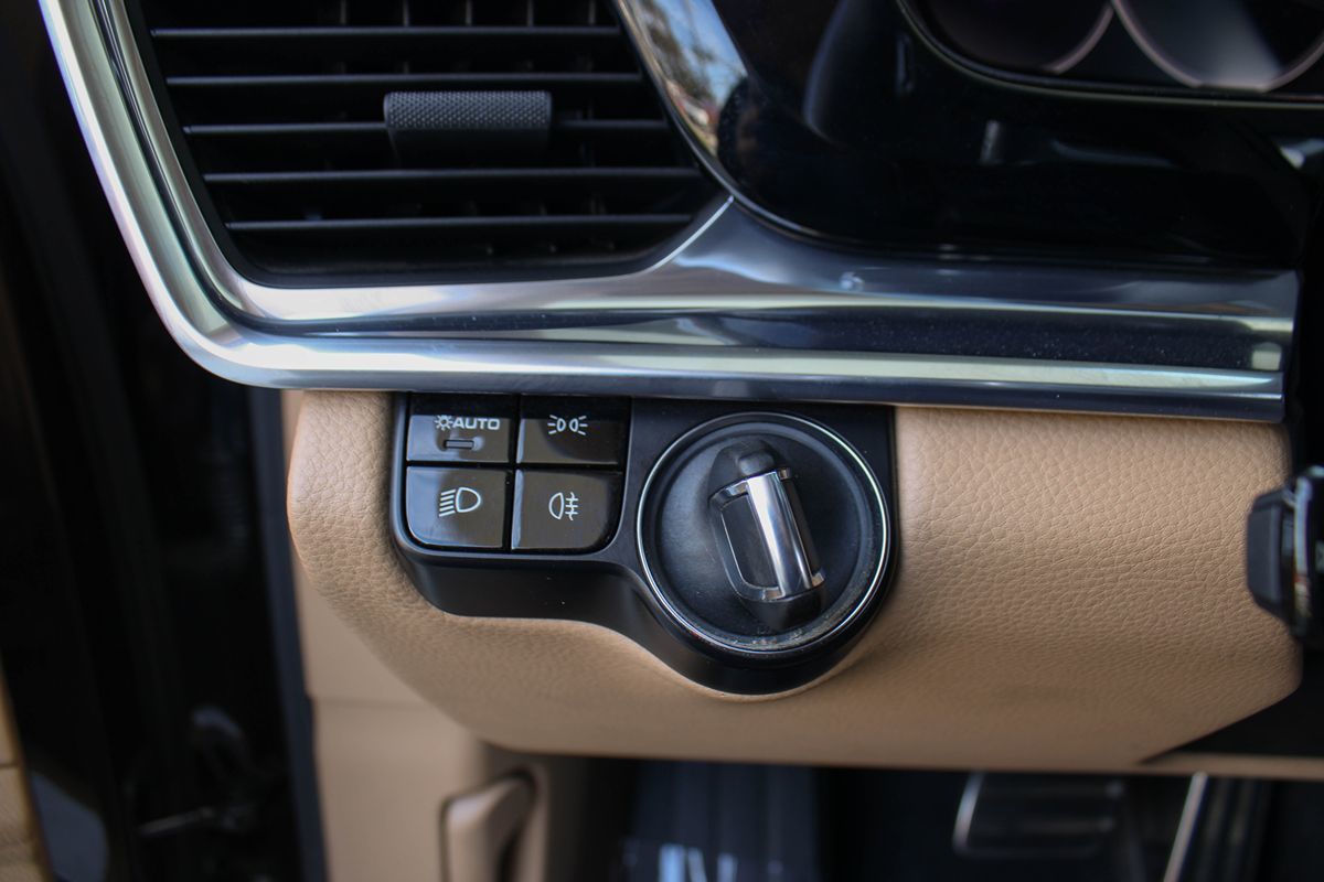 2018 Porsche Panamera 4 E-Hybrid photo 50