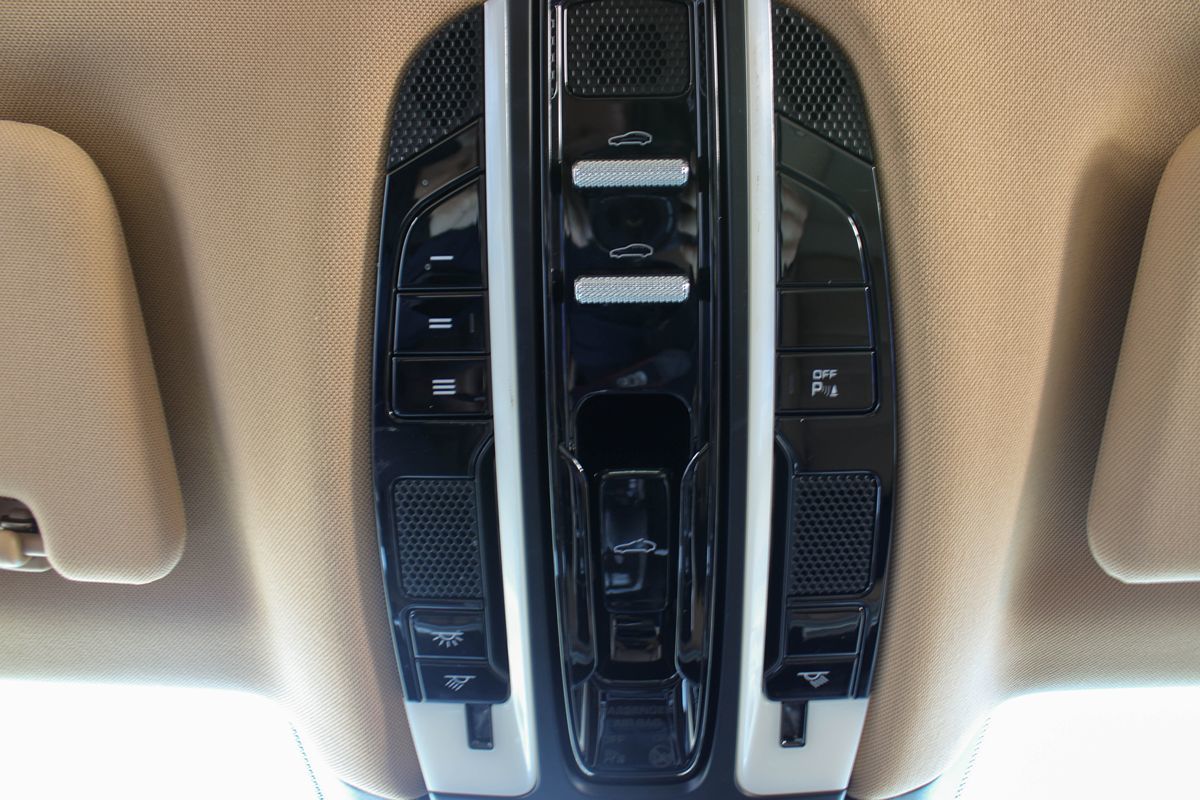 2018 Porsche Panamera 4 E-Hybrid photo 51