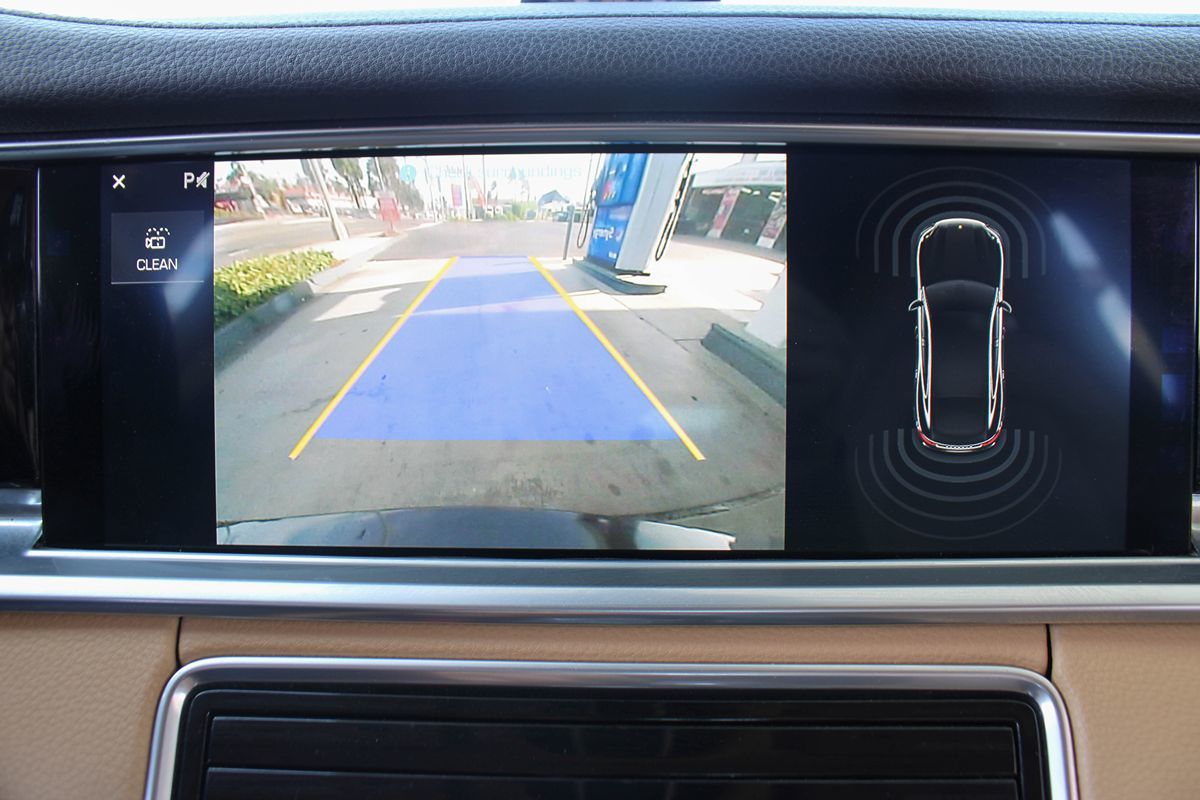 2018 Porsche Panamera 4 E-Hybrid photo 34