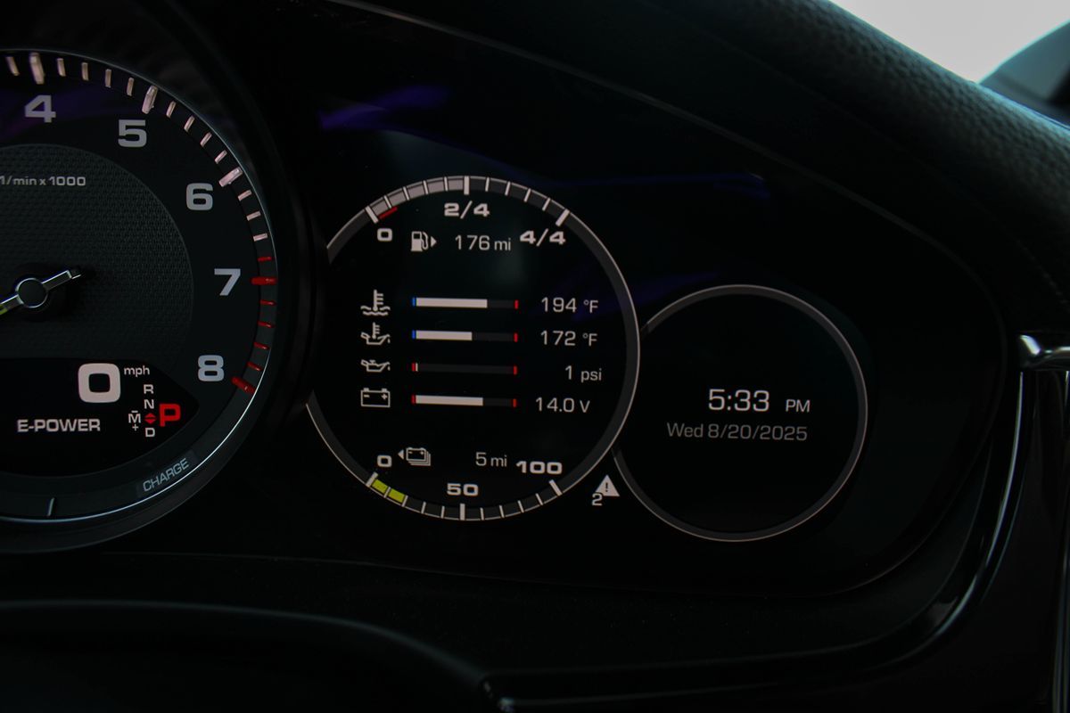 2018 Porsche Panamera 4 E-Hybrid photo 31