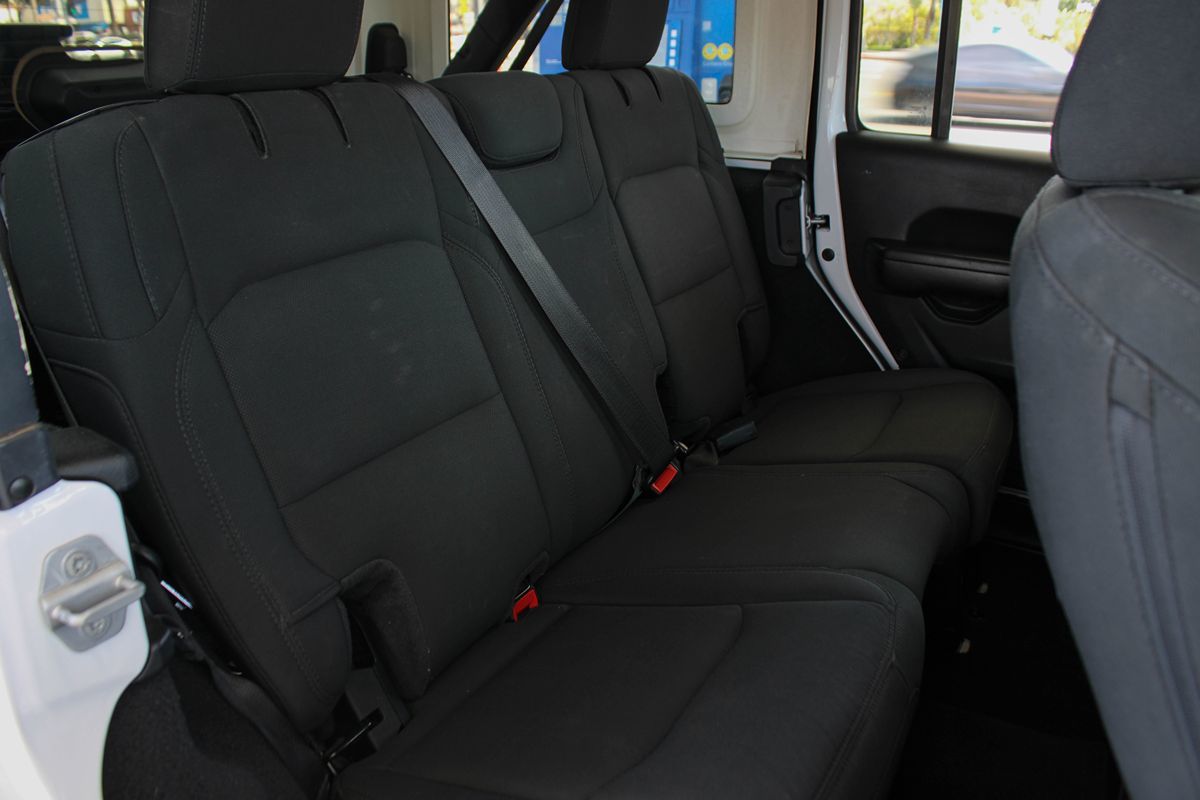 2021 Jeep Wrangler Unlimited Sport S photo 22