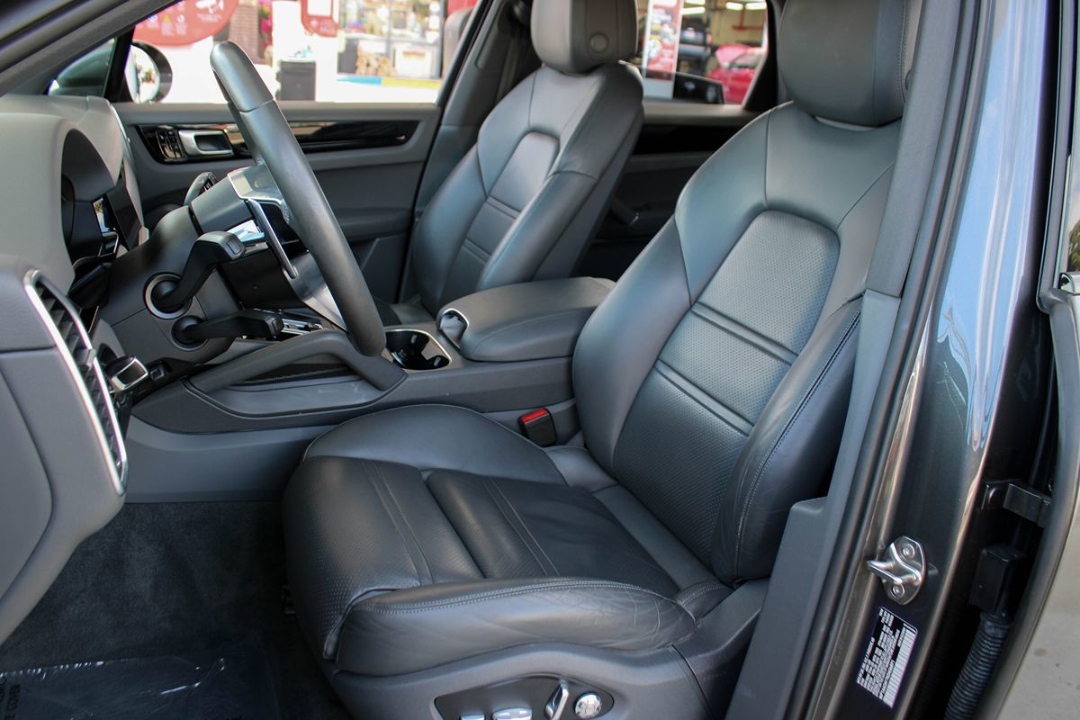 2019 Porsche Cayenne photo 15
