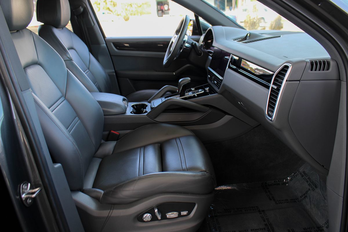 2019 Porsche Cayenne photo 20