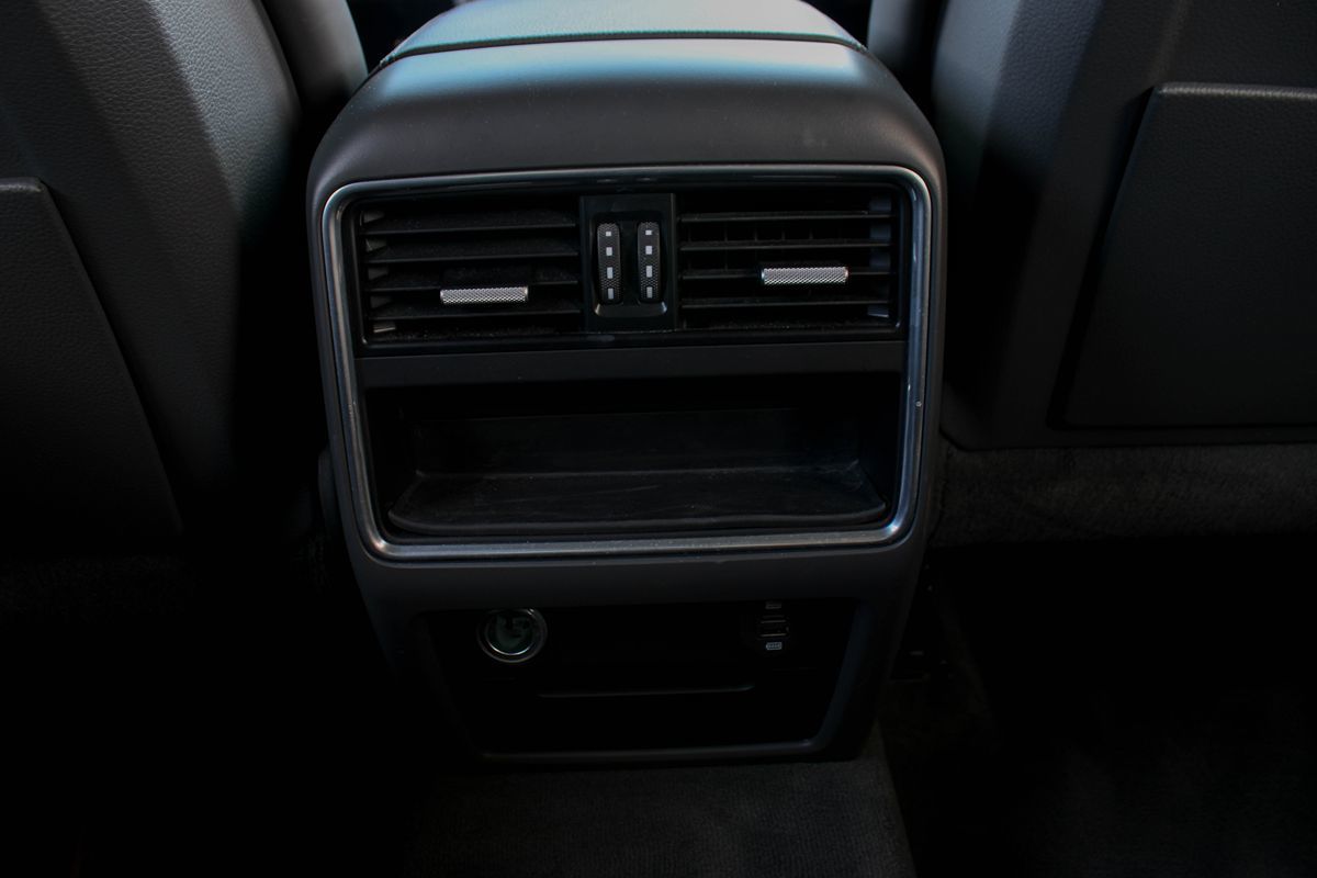 2019 Porsche Cayenne photo 44