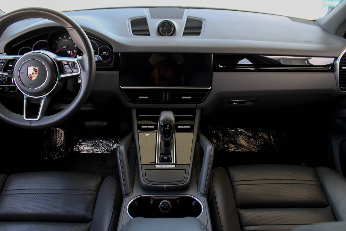 2019 Porsche Cayenne photo 12