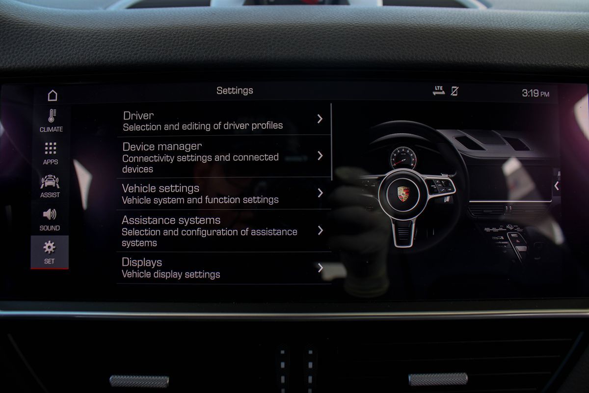 2019 Porsche Cayenne photo 33