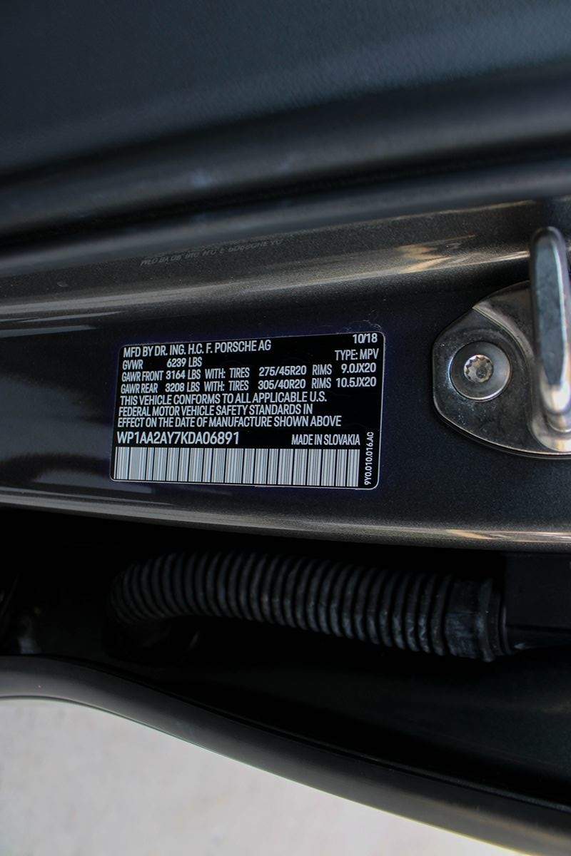 2019 Porsche Cayenne photo 48