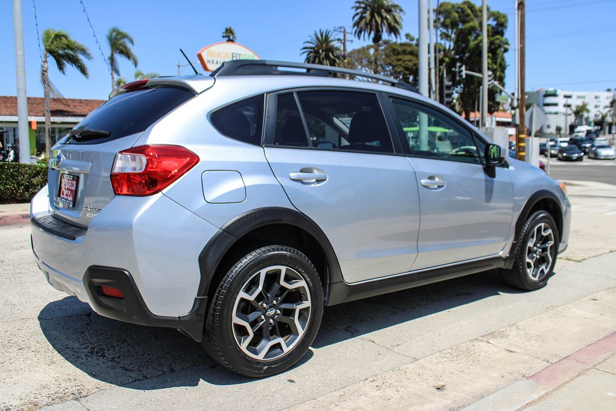 2017 Subaru Crosstrek Premium photo 5