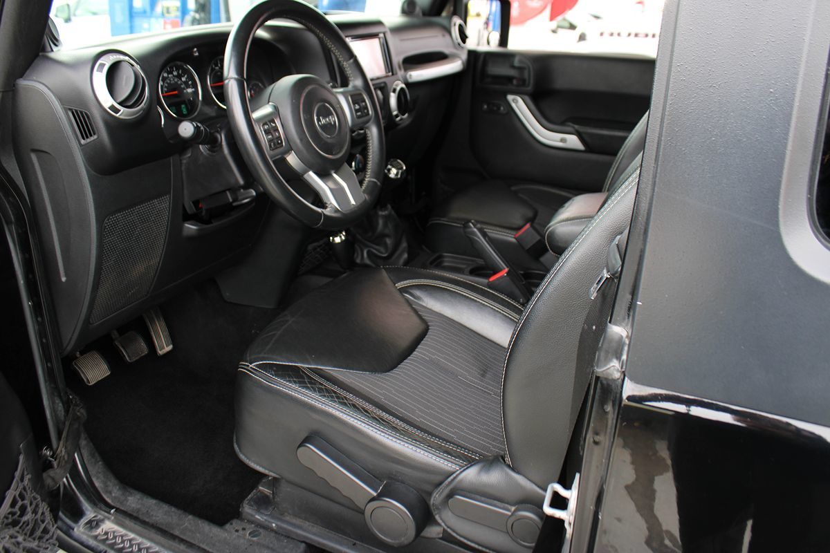 2013 Jeep Wrangler Freedom photo 15
