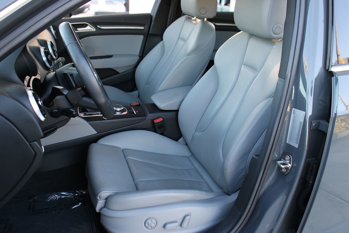 2017 Audi A3 E-tron Premium Plus photo 22