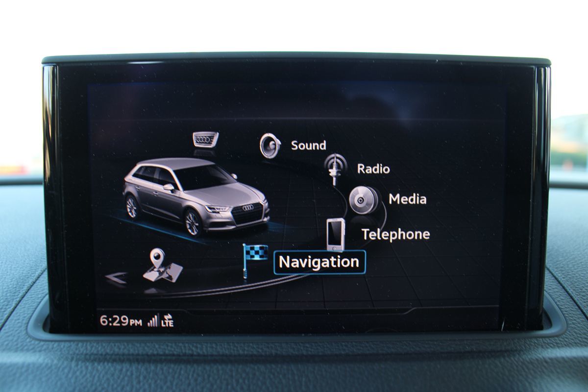 2017 Audi A3 E-tron Premium Plus photo 13