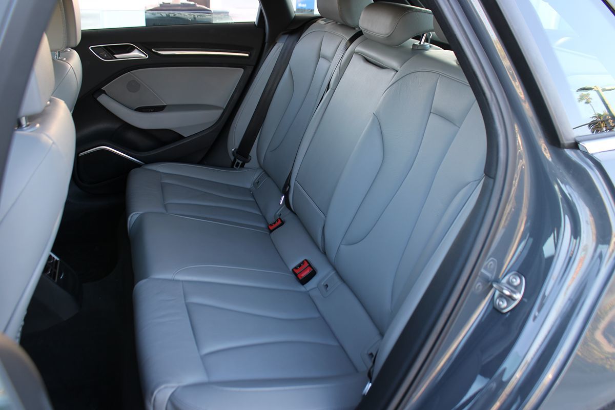 2017 Audi A3 E-tron Premium Plus photo 26