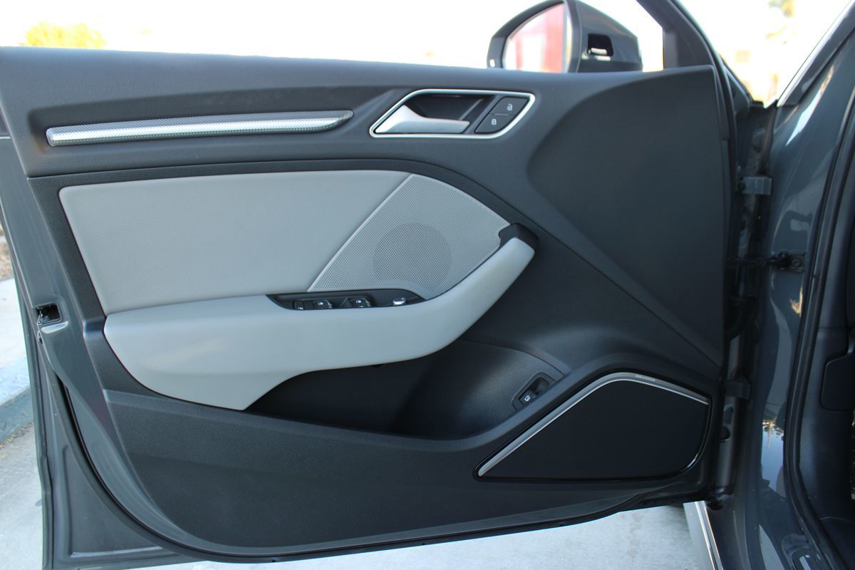 2017 Audi A3 E-tron Premium Plus photo 41