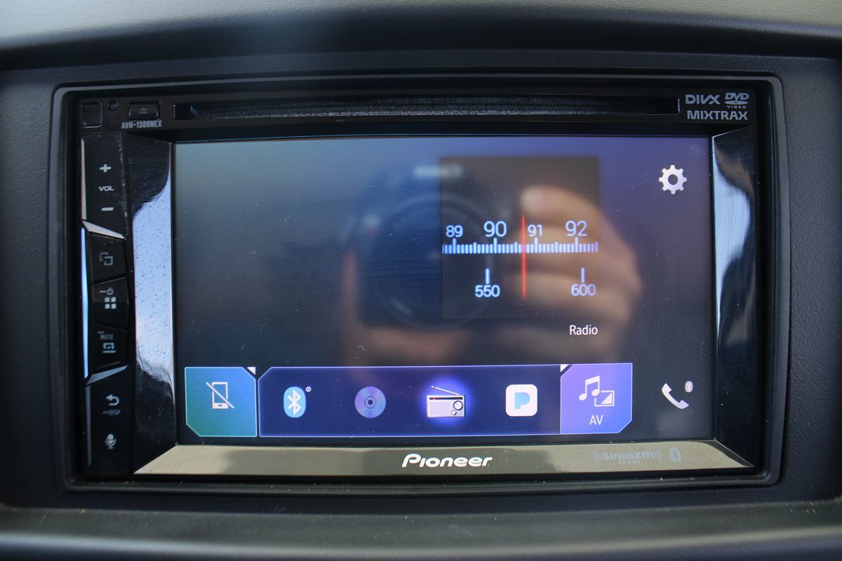 2017 Nissan NV200 SV photo 14