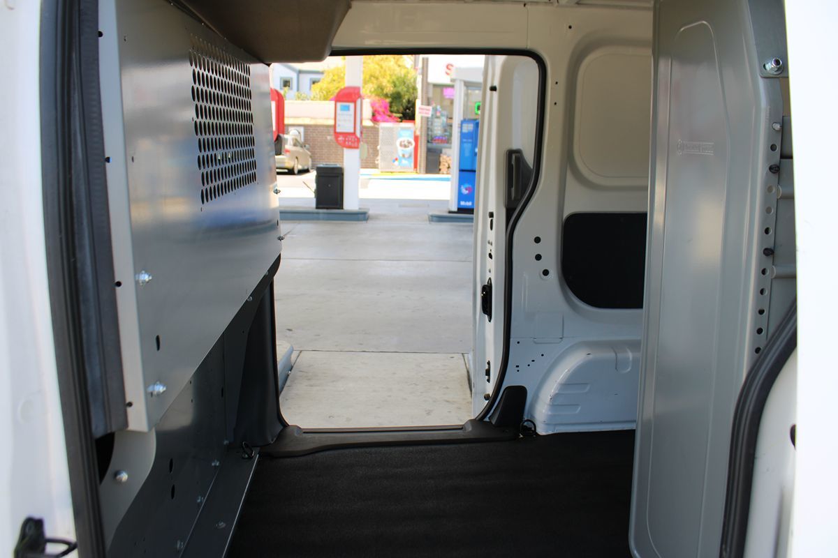 2017 Nissan NV200 SV photo 36