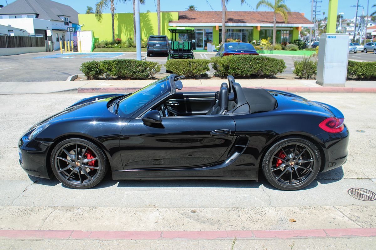2014 Porsche Boxster S photo 2