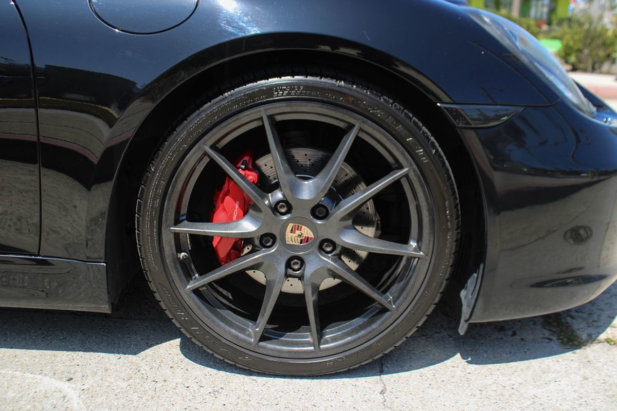 2014 Porsche Boxster S photo 40